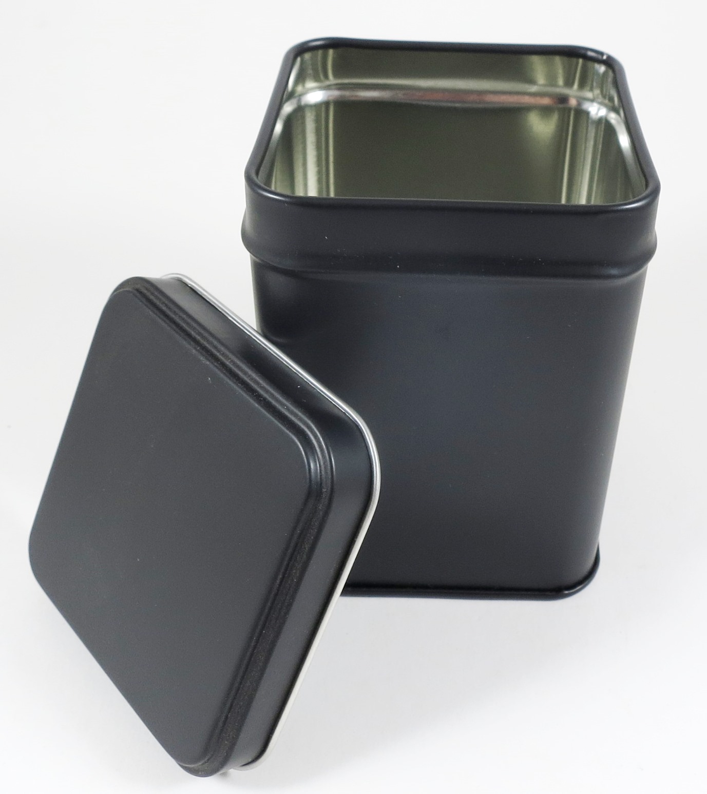 Dose-mattschwarz-100-1 Weissblechdose mit Stülpdeckel
