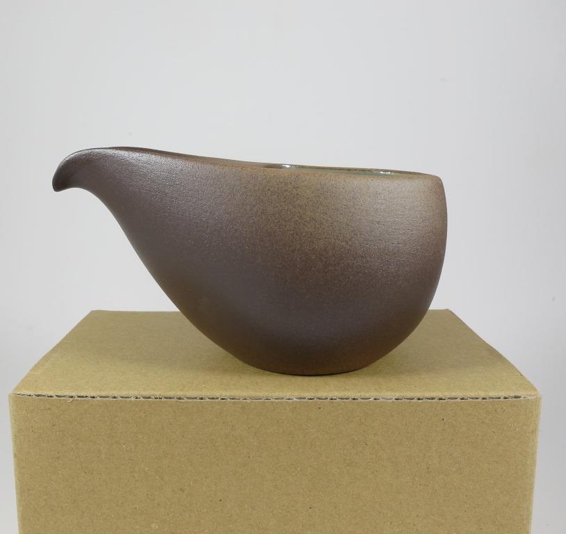 Banko-Yaki Keramik in modernem Design.